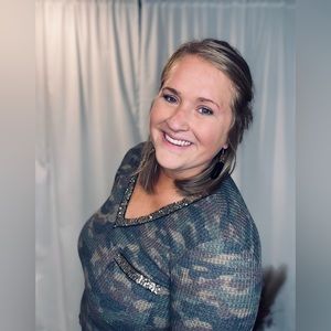 Meet your Posher, Ally